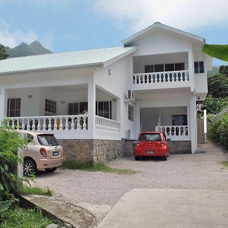 Rowsvilla Guest House Beau Vallon  Dış mekan fotoğraf