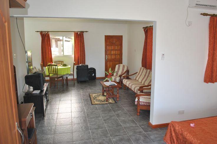 Rowsvilla Guest House Beau Vallon  Dış mekan fotoğraf